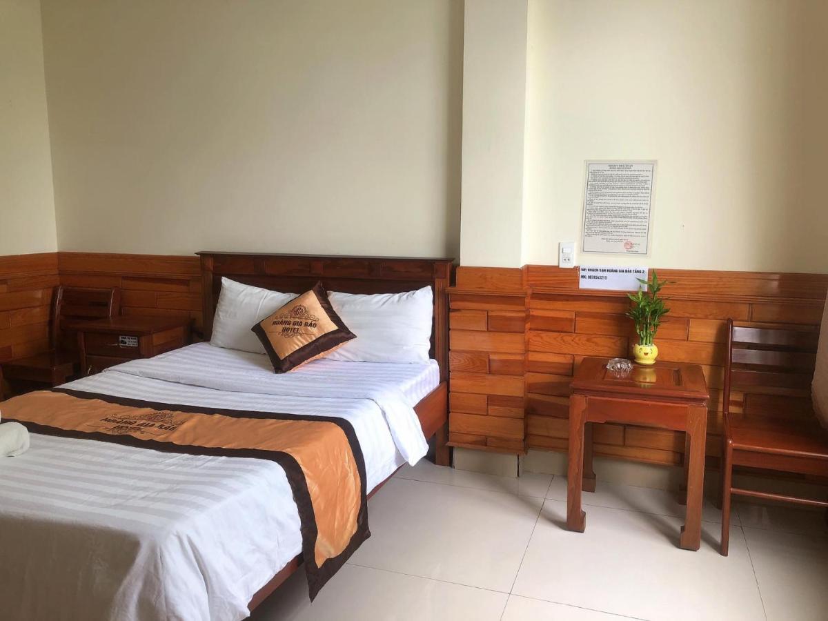 Hoang Gia Bao Hotel Kon Tum Exteriör bild