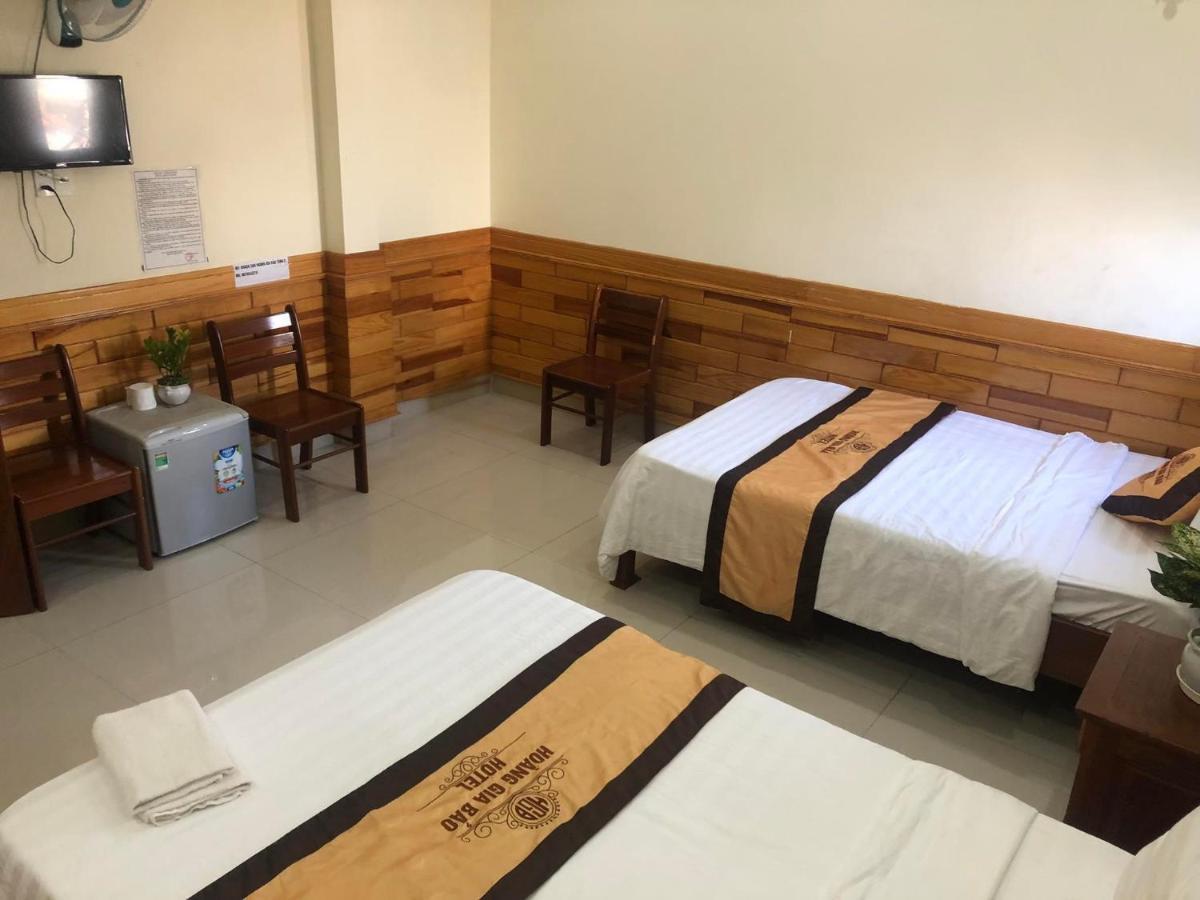 Hoang Gia Bao Hotel Kon Tum Exteriör bild