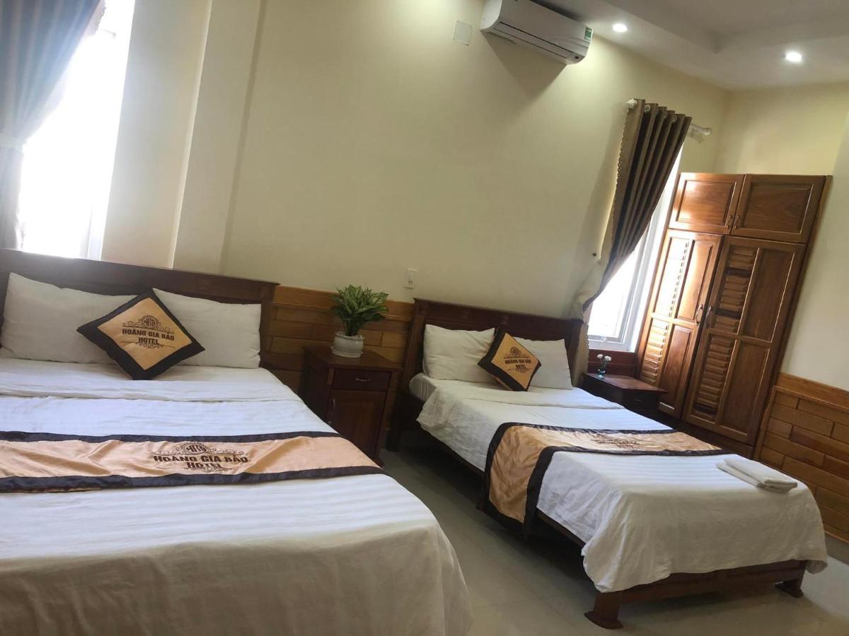 Hoang Gia Bao Hotel Kon Tum Exteriör bild