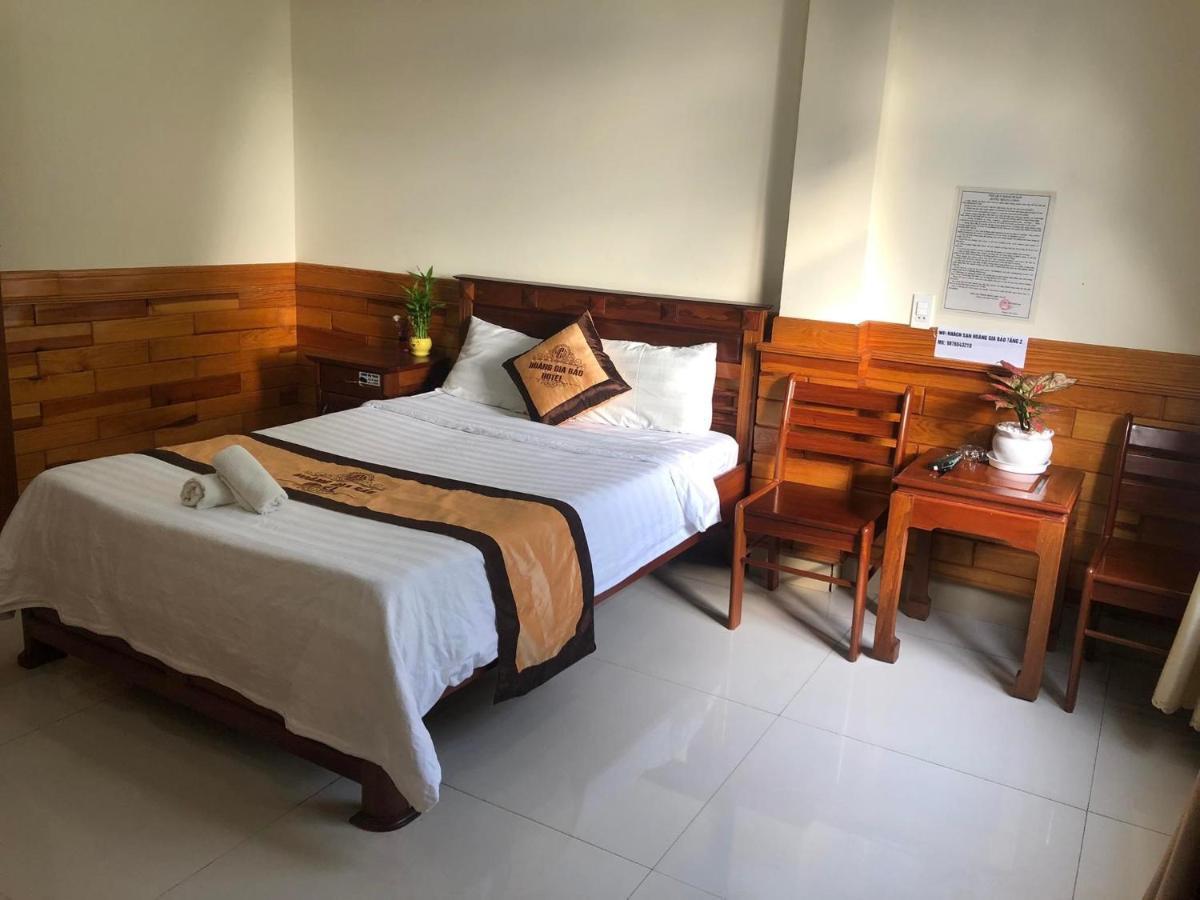 Hoang Gia Bao Hotel Kon Tum Exteriör bild