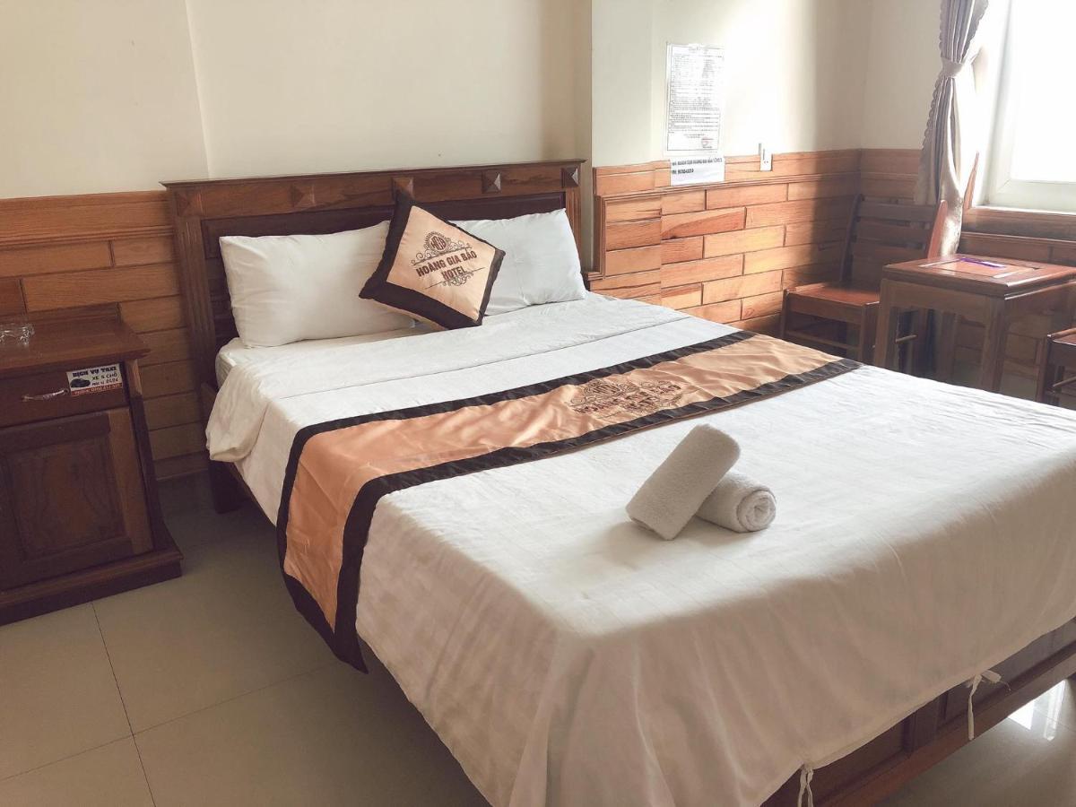 Hoang Gia Bao Hotel Kon Tum Exteriör bild