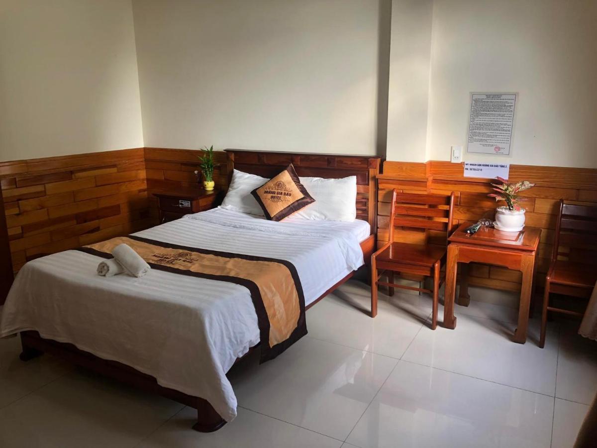 Hoang Gia Bao Hotel Kon Tum Exteriör bild