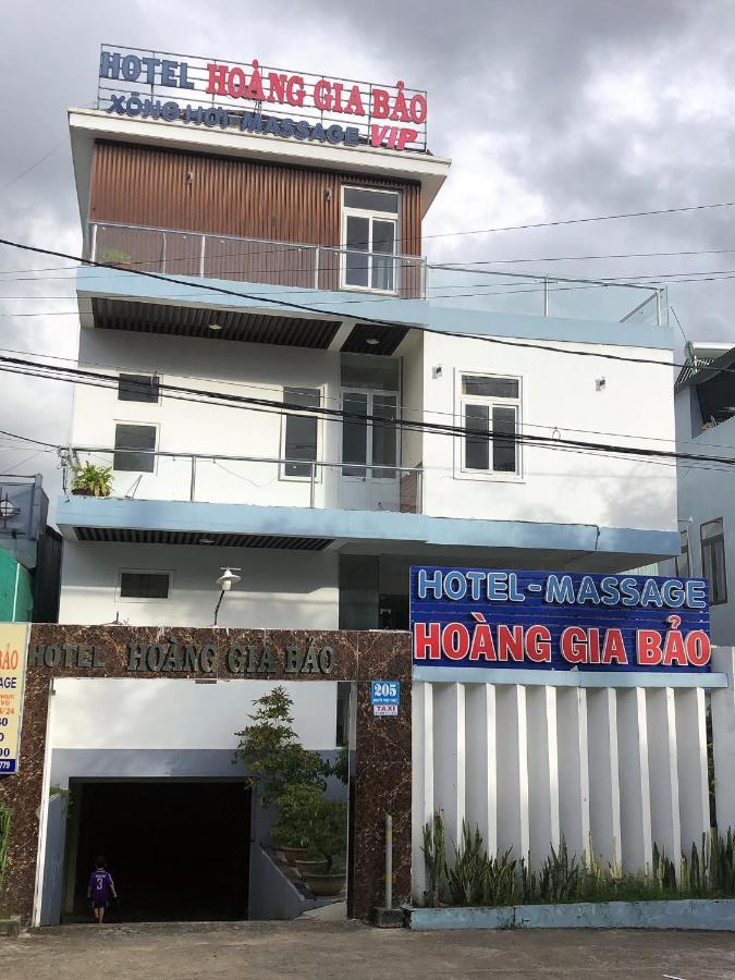 Hoang Gia Bao Hotel Kon Tum Exteriör bild