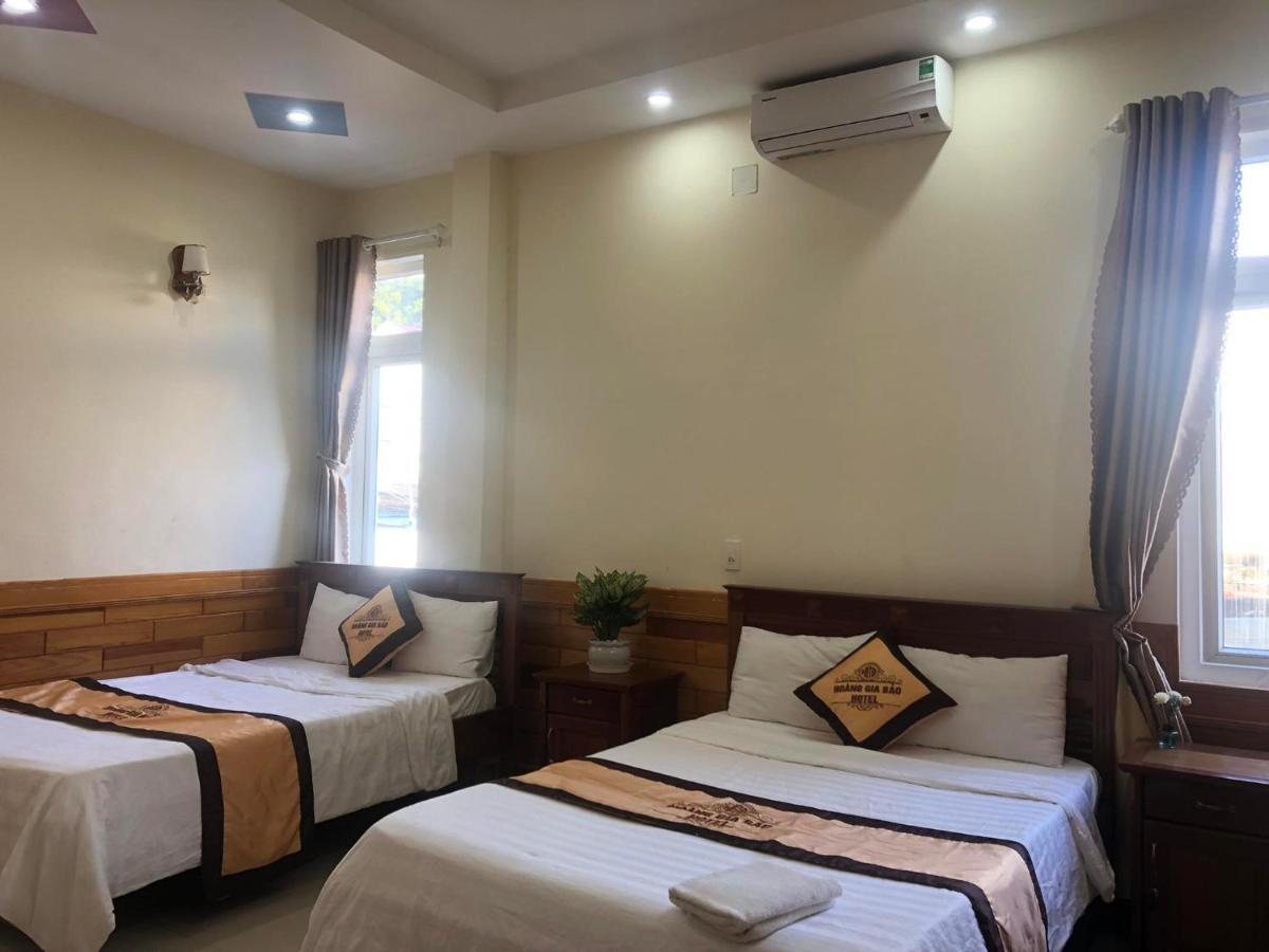 Hoang Gia Bao Hotel Kon Tum Exteriör bild
