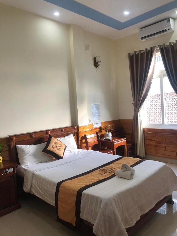 Hoang Gia Bao Hotel Kon Tum Exteriör bild